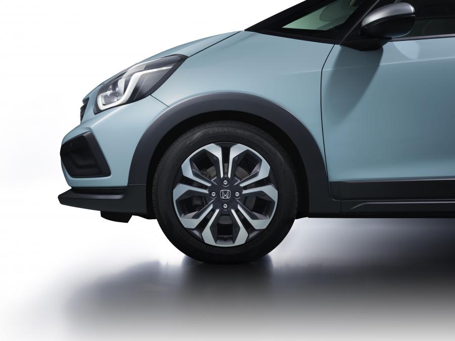 Детали экстерьера Honda Jazz e:HEV Crosstar 2020 года  (EU) (фото 9 из 30)